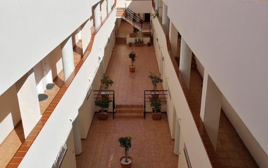 Apartamento de dos dormitorios en zona Las Chafiras