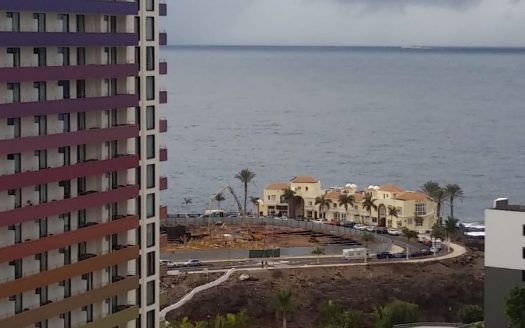 Estudio en Playa Paraíso con vista al mar, al Teide y al Roque del Conde