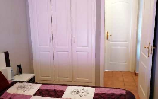 Apartamento de dos dormitorios en zona Las Chafiras