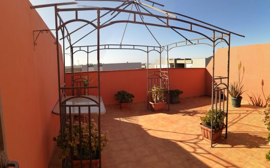 Apartamento de dos dormitorios en zona Las Chafiras