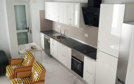 Excelente casa en el centro de Adeje