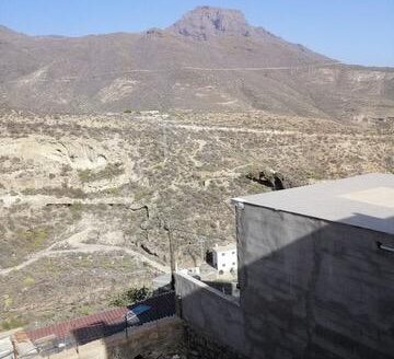 Solar urbano edificable en Adeje