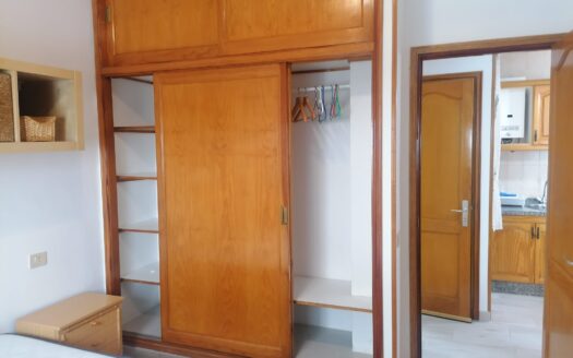 Apartamento en Las Galletas, Arona