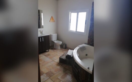 Edificio con 9 viviendas en Valle San Lorenzo