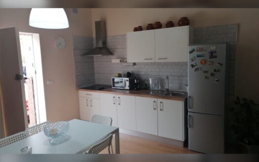 Edificio con 9 viviendas en Valle San Lorenzo